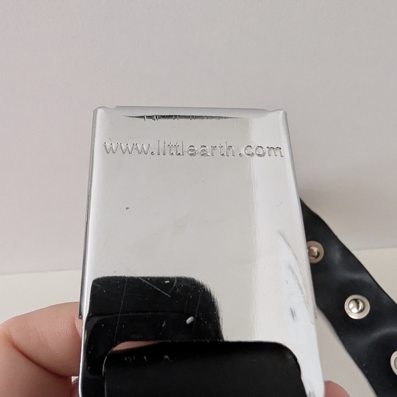 Littlearth Bottle Cap Belt - Picture 5 of 6